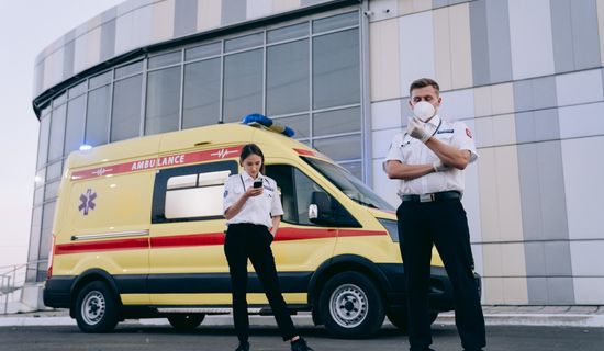台安救护车转运病人算来回费用吗？